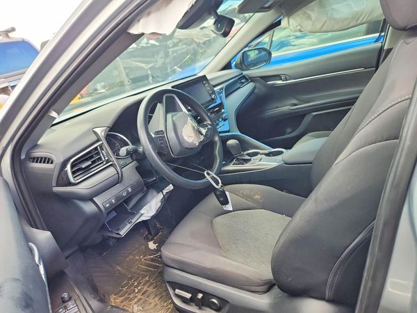 2023 TOYOTA CAMRY LE — DENT
