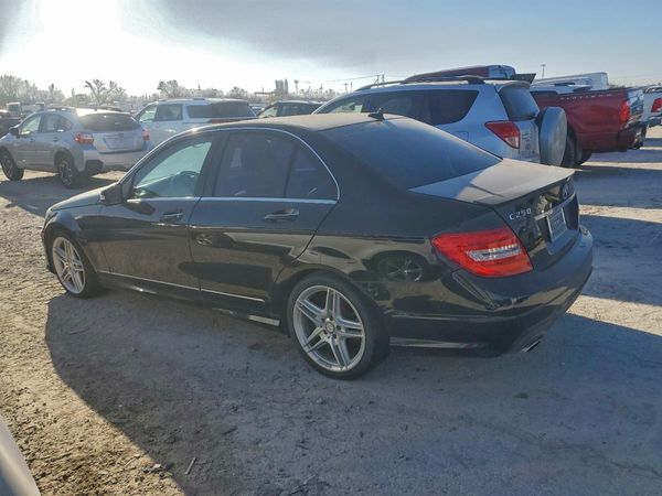 2014 MERCEDES-BENZ C CLASS