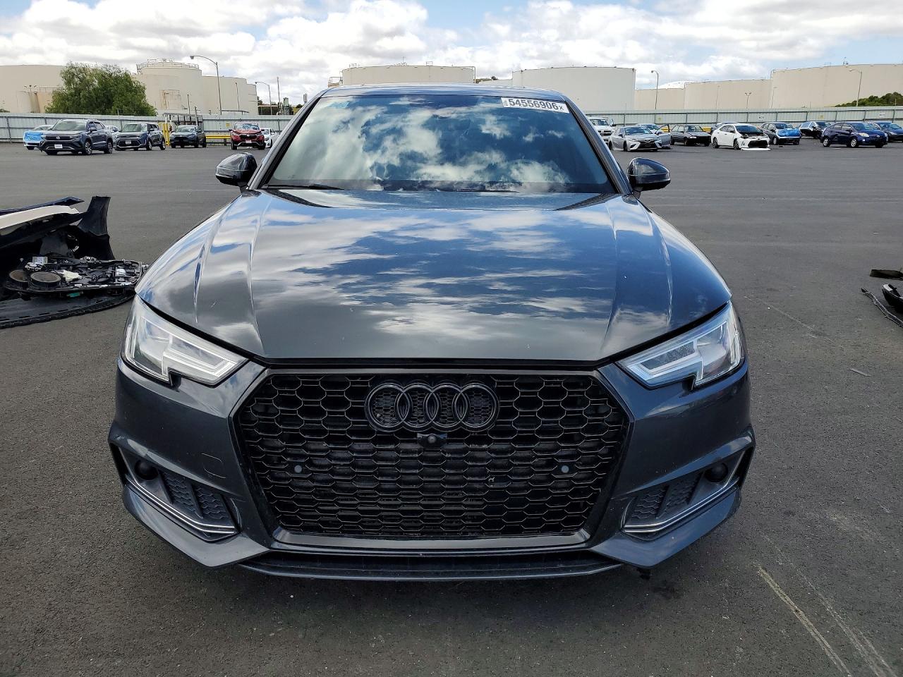 2017 AUDI A4 quattro Prestige