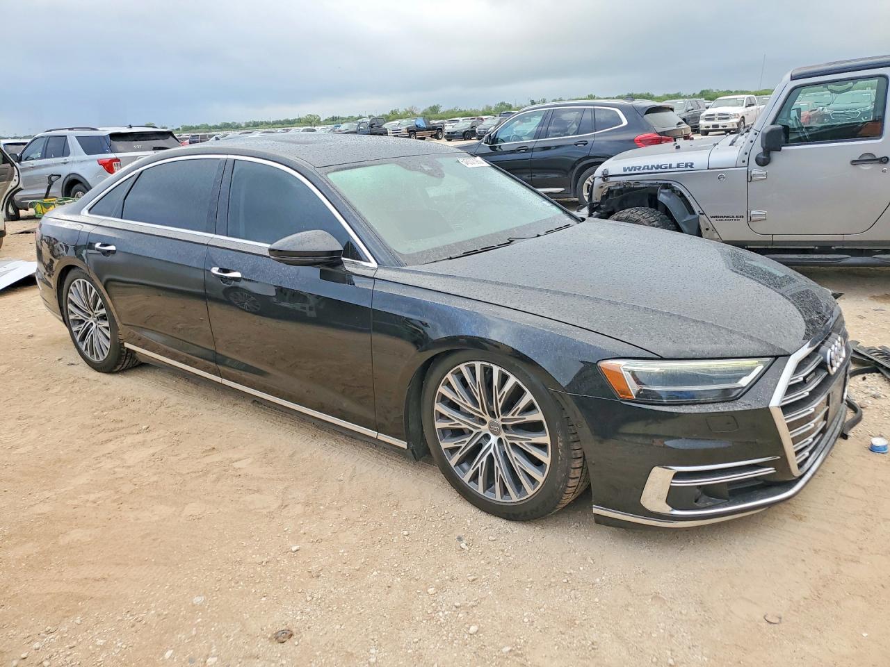 2019 AUDI A8 quattro L