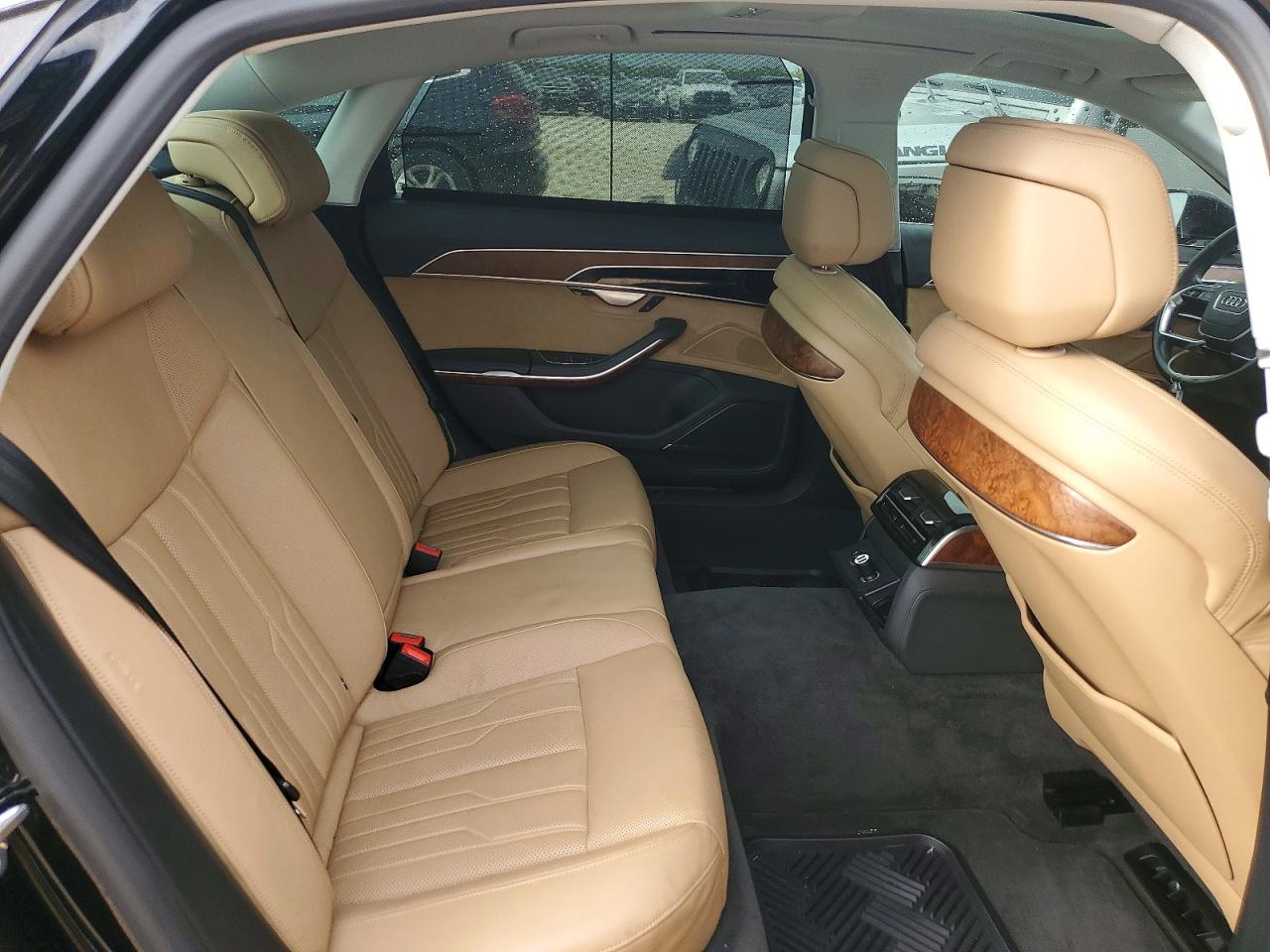 2019 AUDI A8 quattro L