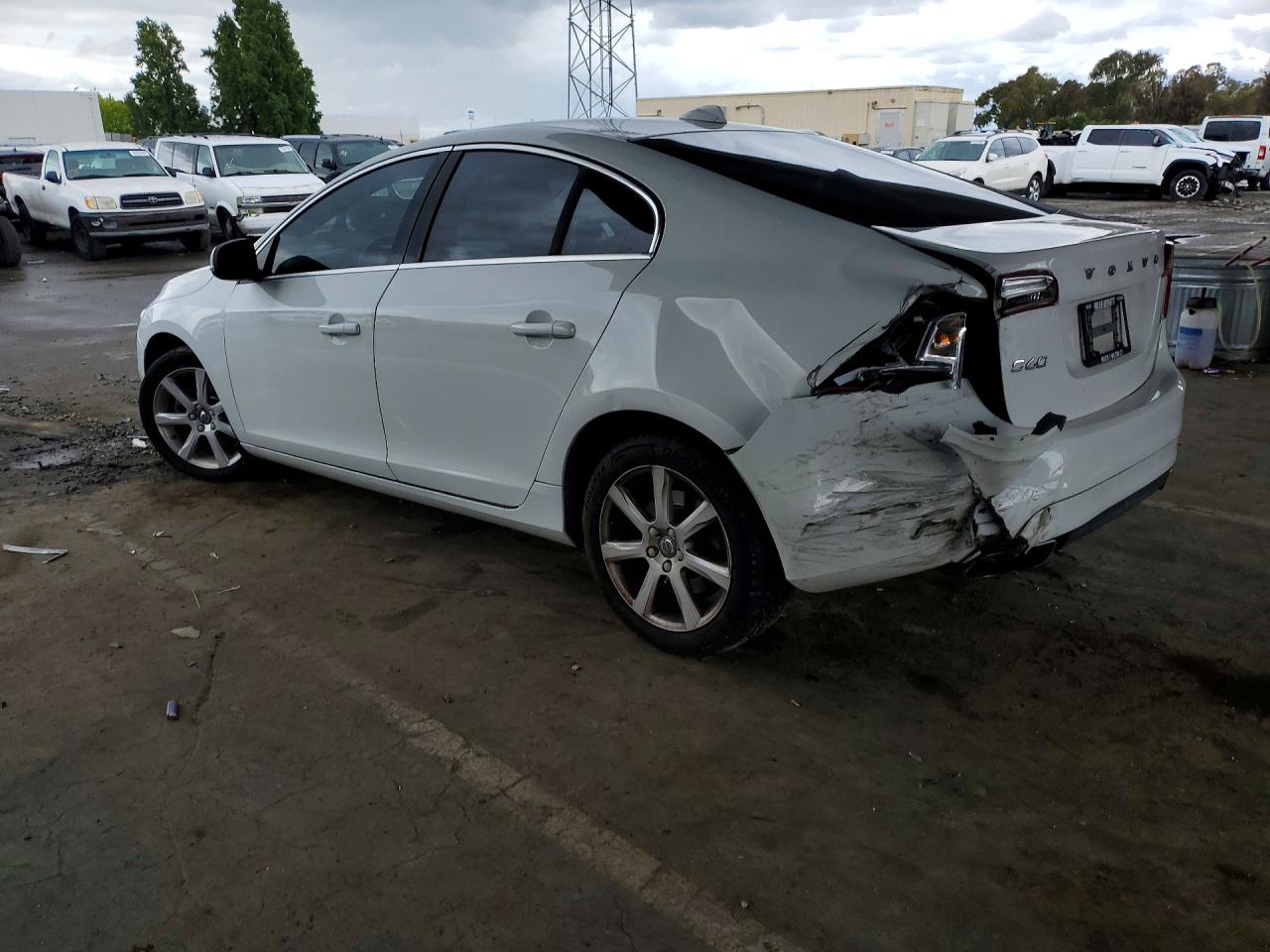 2016 VOLVO S60 SV33 Premier