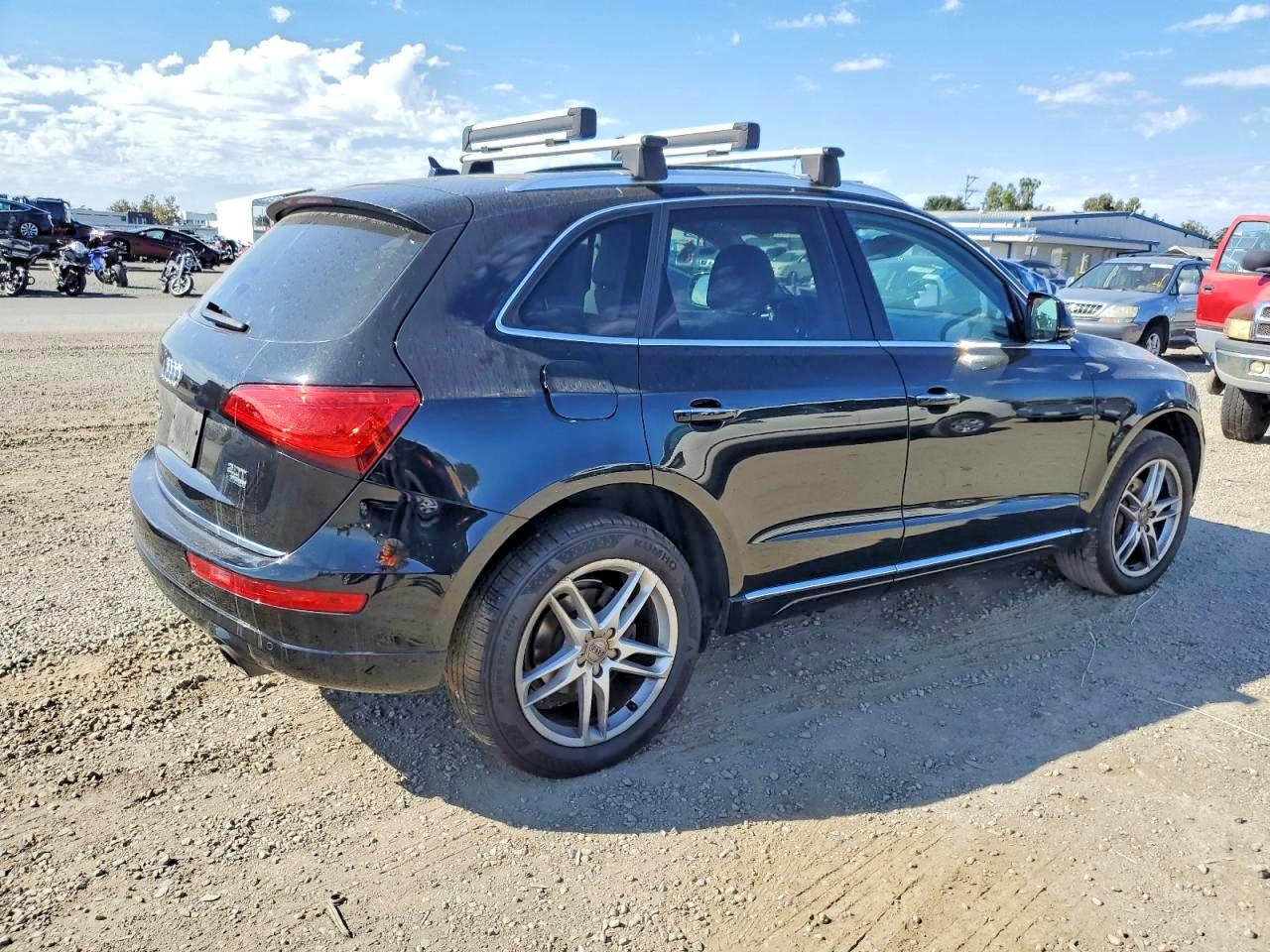 2017 AUDI Q5 quattro Premium Plus