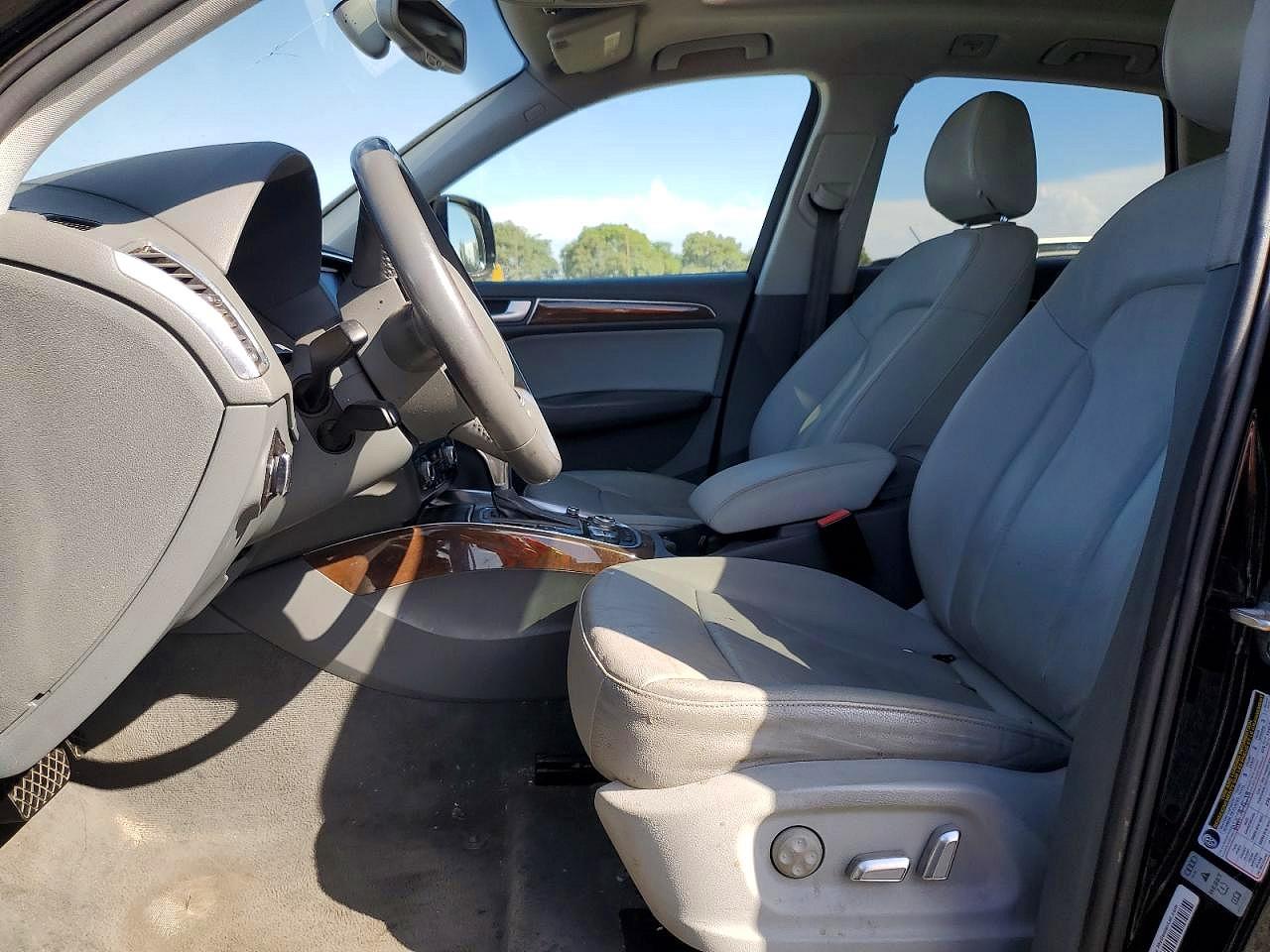 2017 AUDI Q5 quattro Premium Plus