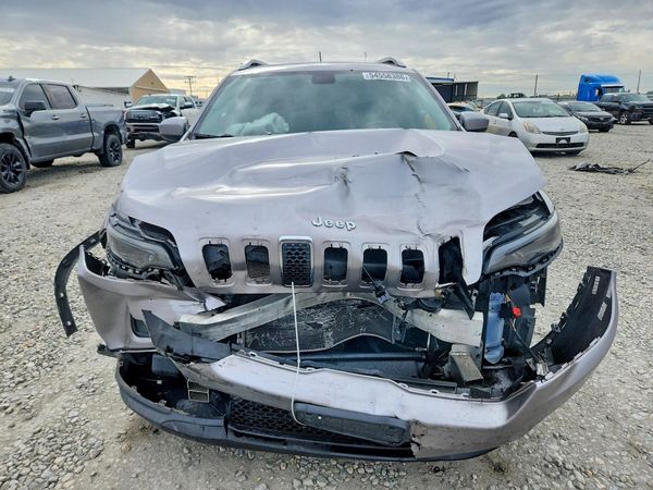 2019 JEEP CHEROKEE LATITUDE PLUS 4X4