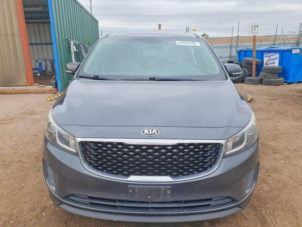 2017 KIA SEDONA LX