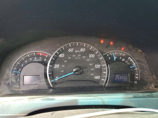 2014 TOYOTA CAMRY