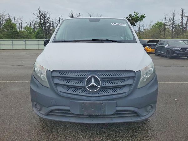 2016 MERCEDES-BENZ METRIS
