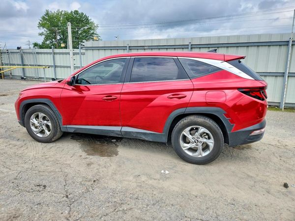 2022 HYUNDAI TUCSON SE