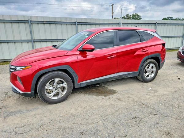 2022 HYUNDAI TUCSON SE