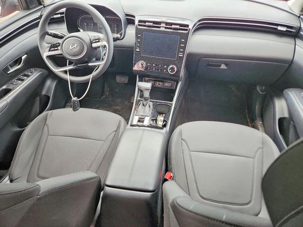2022 HYUNDAI TUCSON SE