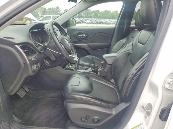 2019 JEEP CHEROKEE LATITUDE PLUS FWD