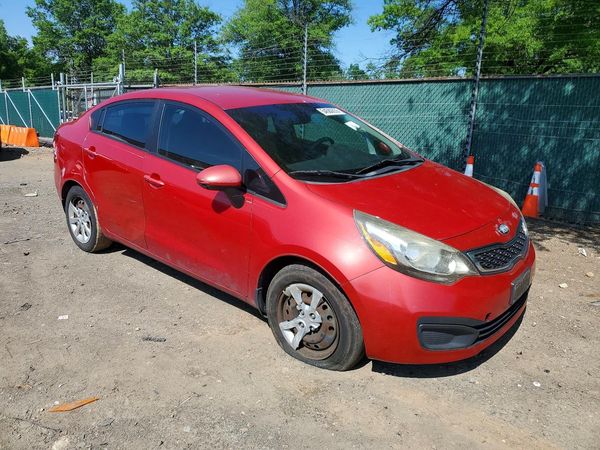 2013 KIA RIO
