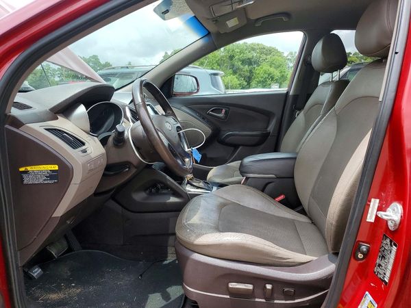 2015 HYUNDAI TUCSON GLS (Middle)