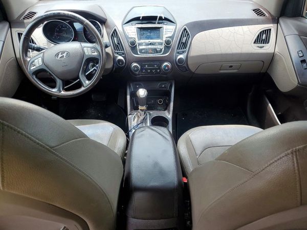2015 HYUNDAI TUCSON GLS (Middle)