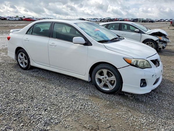 2012 TOYOTA COROLLA