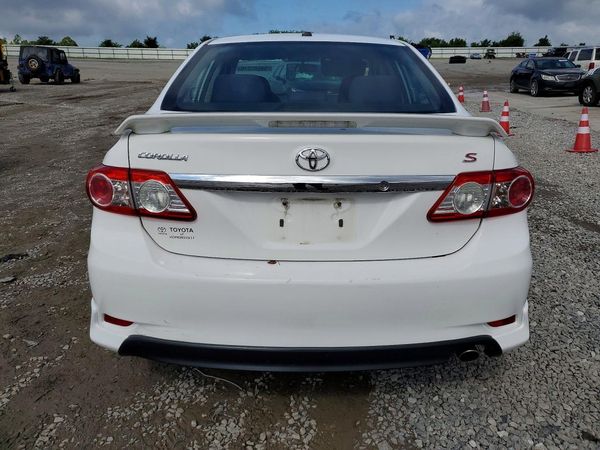 2012 TOYOTA COROLLA
