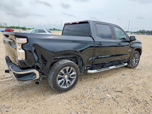2022 CHEVROLET SILVERADO LT — PSRA