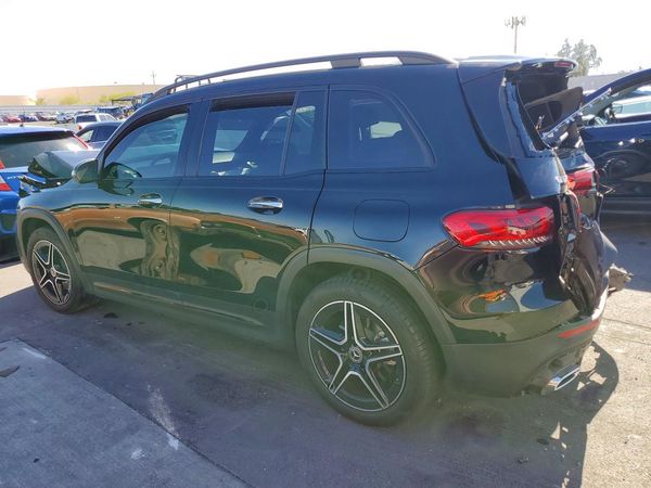 2023 MERCEDES-BENZ GLB GLB250