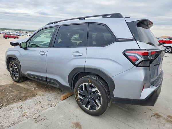 2025 SUBARU FORESTER Limited