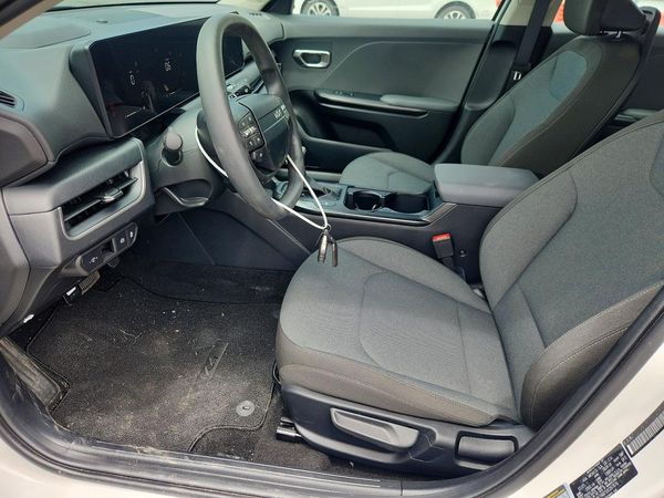 2026 KIA K4 LX, LXS