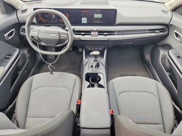2026 KIA K4 LX, LXS