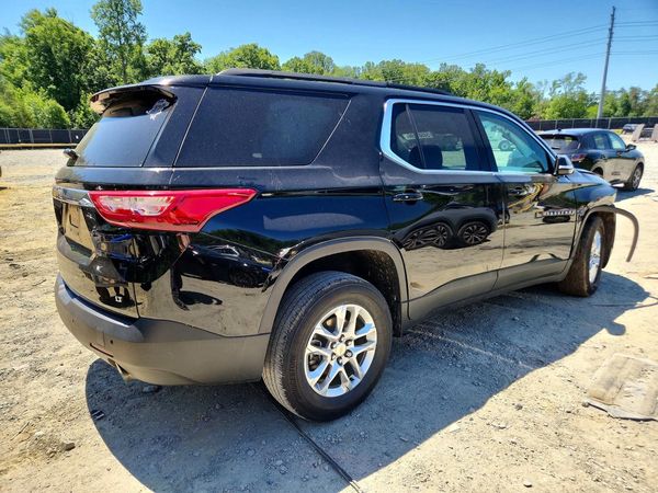 2020 CHEVROLET TRAVERSE LT