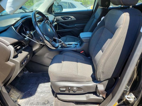 2020 CHEVROLET TRAVERSE LT