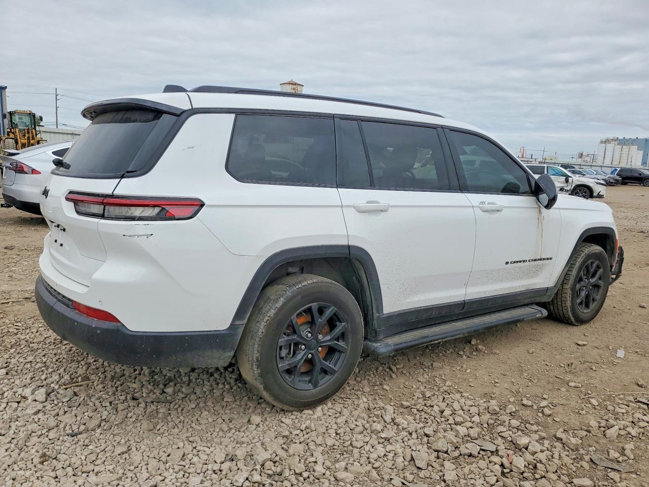 2024 JEEP GRAND CHEROKEE L LAREDO 4X4
