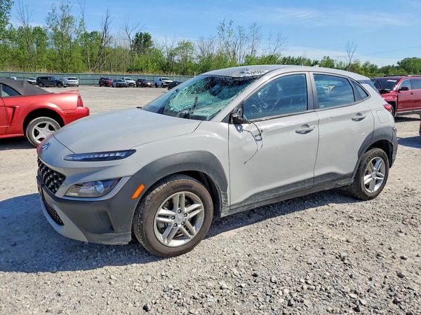 2023 HYUNDAI KONA SE