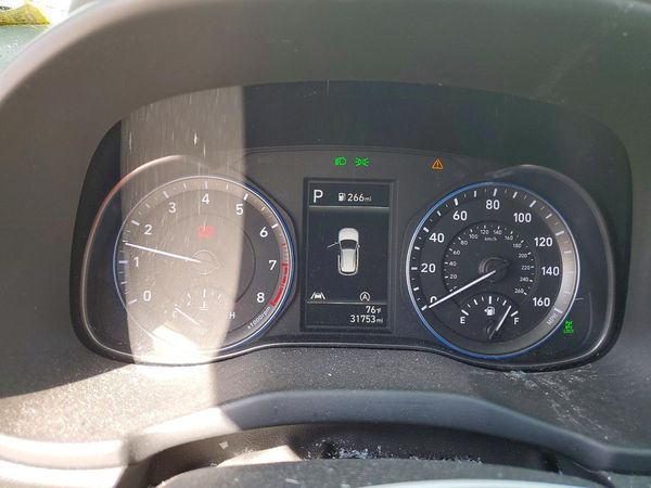 2023 HYUNDAI KONA SE