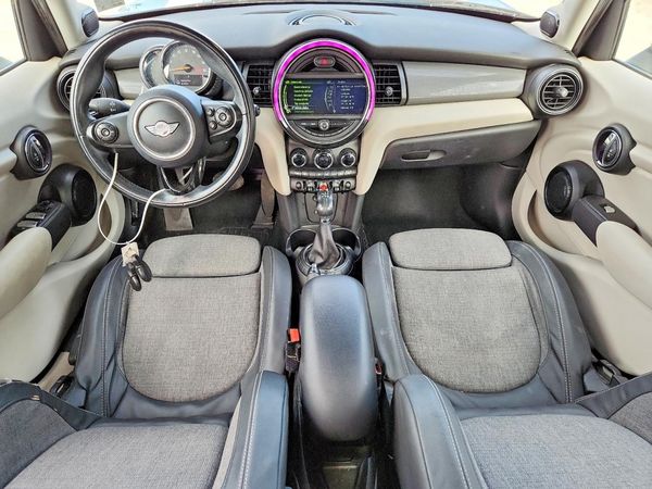 2015 MINI COOPER