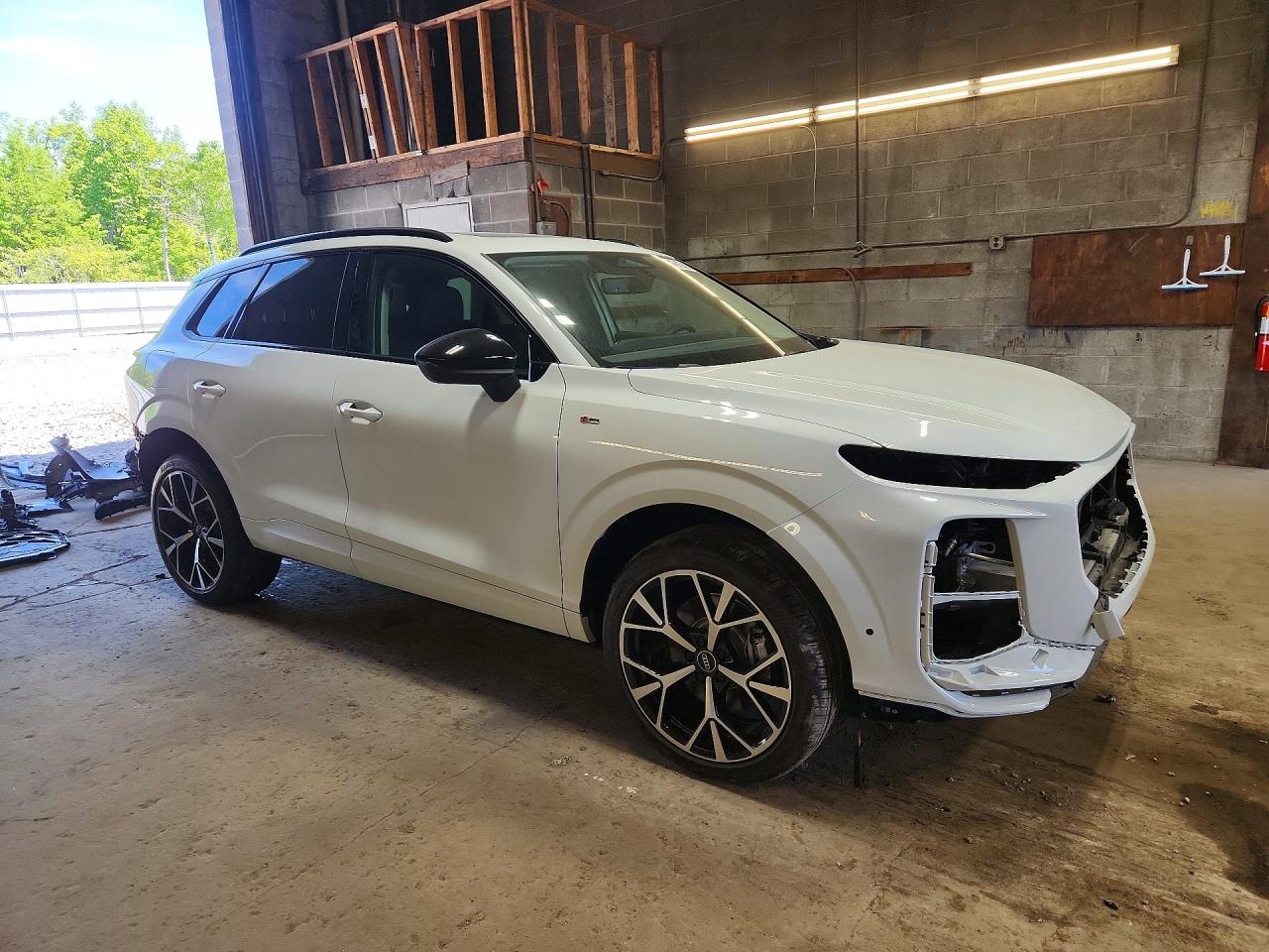 2026 AUDI Q3 S Line quattro