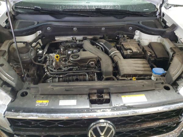 2023 VOLKSWAGEN TAOS