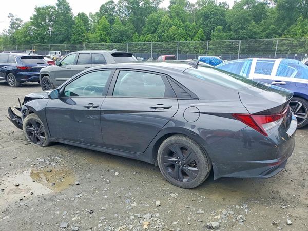 2022 HYUNDAI ELANTRA SEL