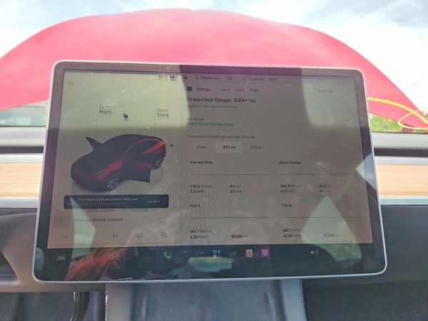 2023 TESLA MODEL Y