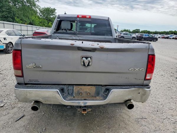 2019 RAM 1500 CLASSIC SLT