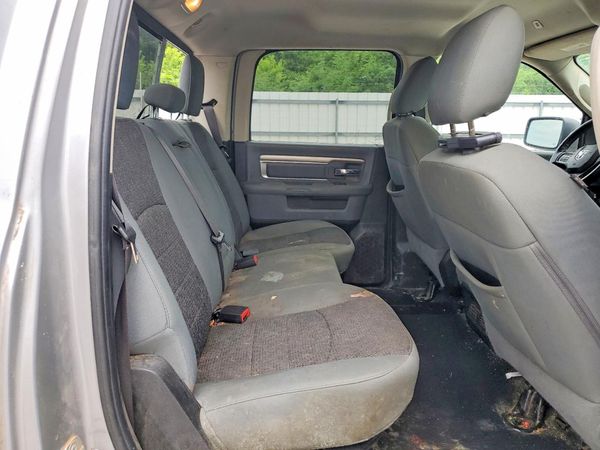 2019 RAM 1500 CLASSIC SLT