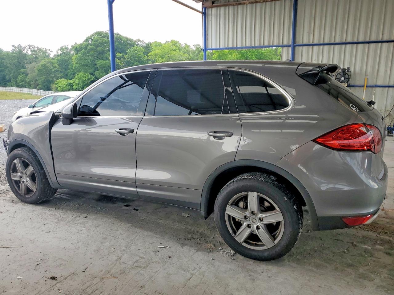 2011 PORSCHE CAYENNE