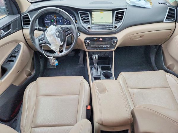 2017 HYUNDAI TUCSON