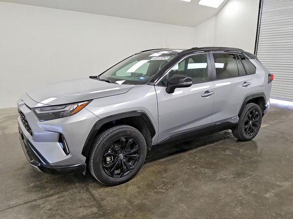 2025 TOYOTA RAV4 XSE