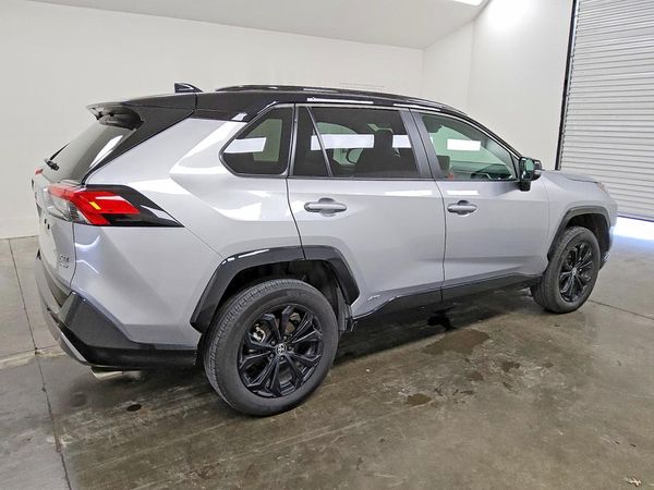 2025 TOYOTA RAV4 XSE