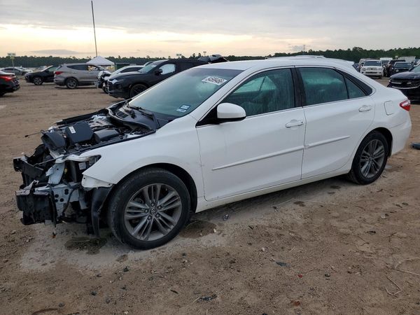 2017 TOYOTA CAMRY