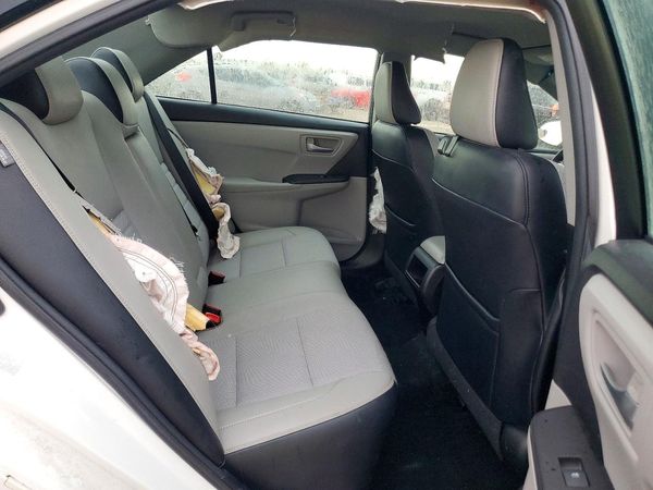 2017 TOYOTA CAMRY