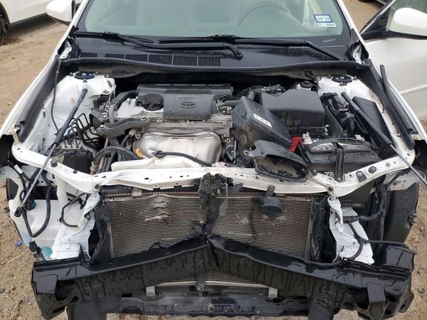 2017 TOYOTA CAMRY