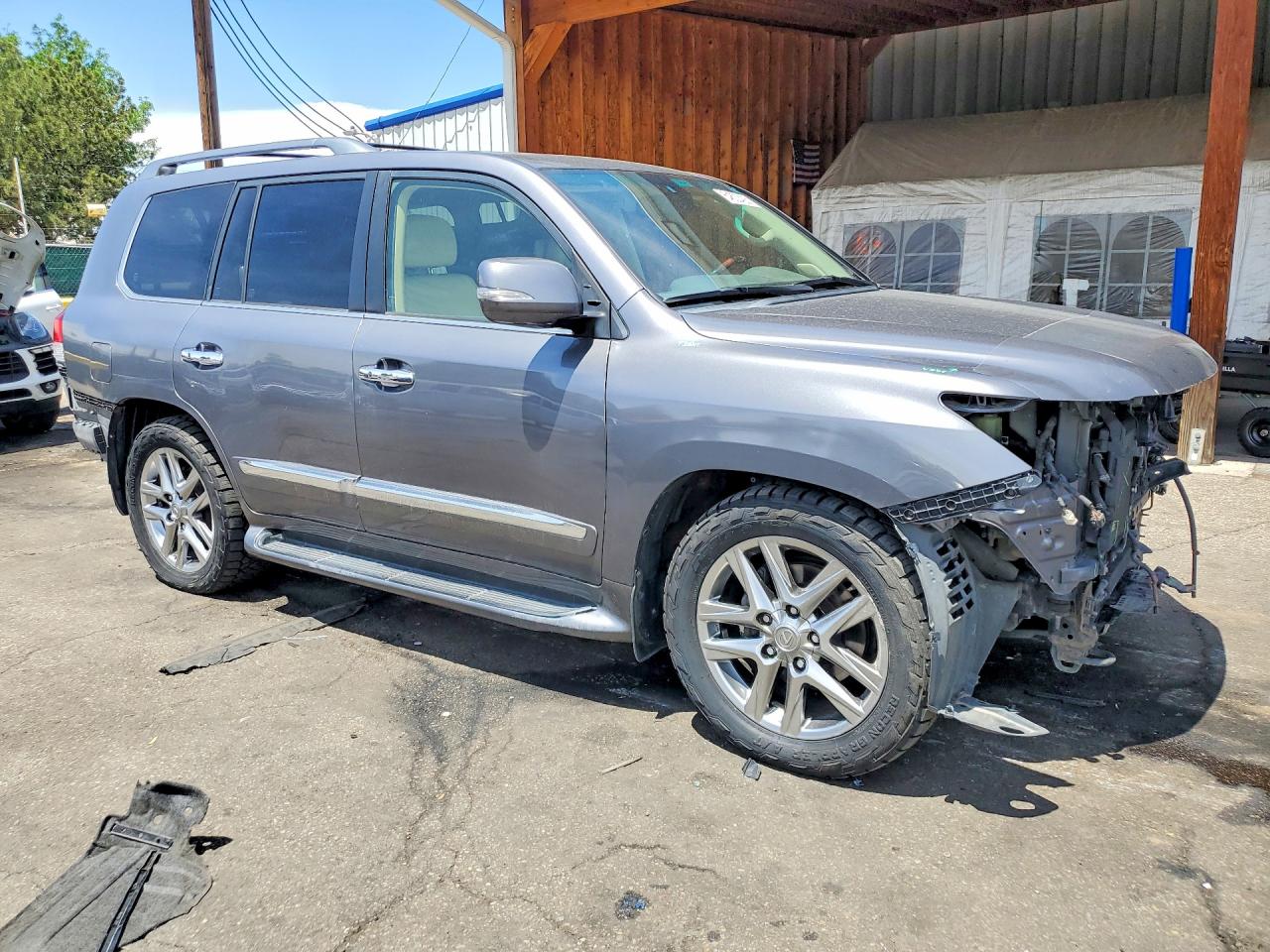 2013 LEXUS LX 570