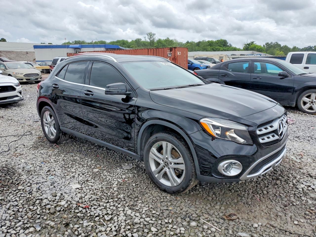 2018 MERCEDES-BENZ GLA GLA250