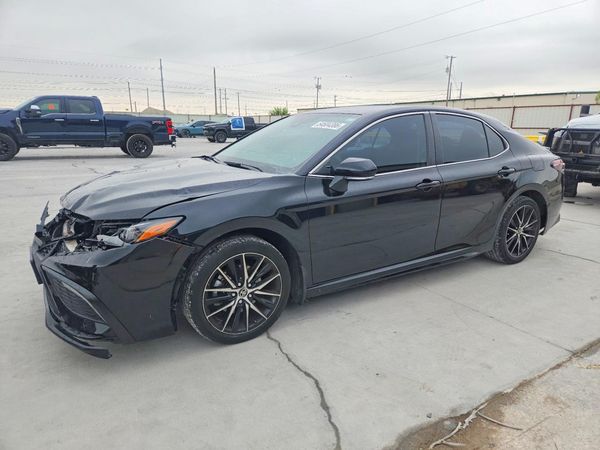 2024 TOYOTA CAMRY