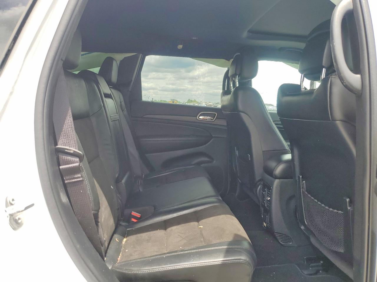 2020 JEEP GRAND CHEROKEE LAREDO 4X2