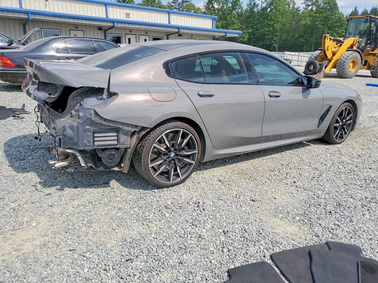 2025 BMW M850XI